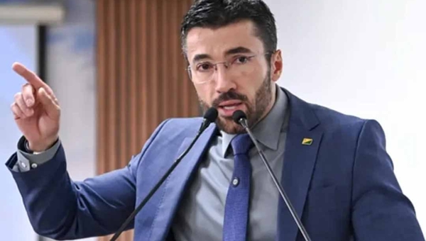 Vereador Zé Lopes denuncia abandono do centro e critica falta de prioridade da gestão municipal