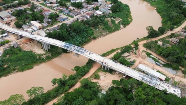 Governadora em exercício Mailza Assis e Sula Ximenes destacam compromisso do governo na reta final da Ponte da Sibéria
