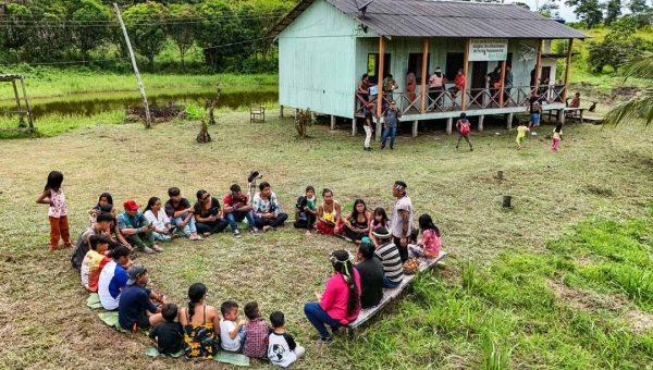 Em meio à COP-30, MPF abre investigação para apurar possível omissão dos governos Lula e Gladson com escolas indígenas do Acre