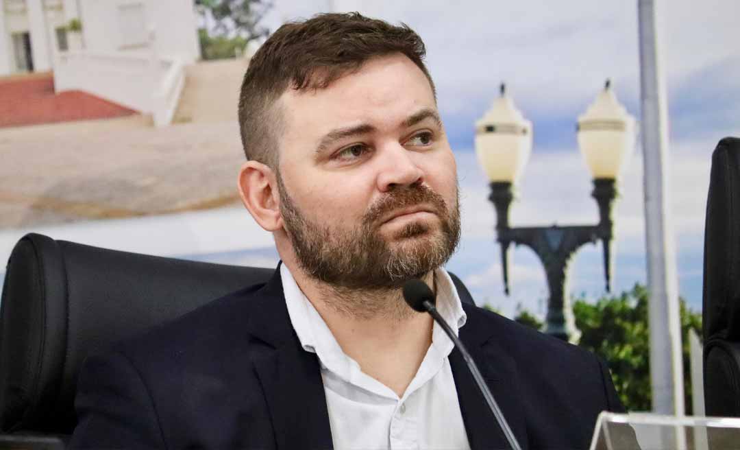 “Qualquer remoção forçada precisa ser acompanhada de perto, para que nenhum direito seja violado”, diz promotor em audiência pública na Câmara de Rio Branco