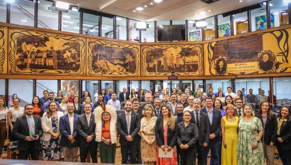 Transformando vidas e realizando sonhos, Ifac celebra 15 anos de criação durante sessão solene na Aleac