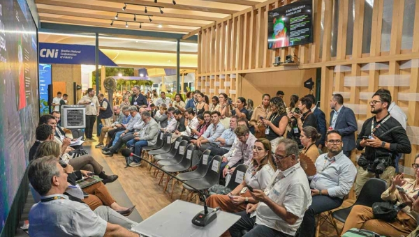 No lançamento do Termômetro Amazônico na COP30, Acre destaca preservação de cobertura florestal