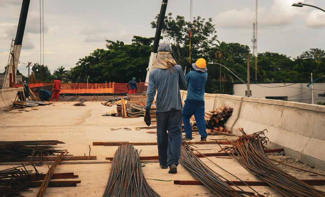 Rio Branco supera as médias estadual e nacional na redução do desemprego entre adultos jovens