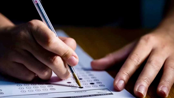 SEAD e SEE suspendem participação de candidato sub judice em concurso público após decisão judicial