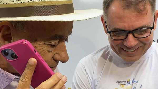 Bocalom liga para mãe da aluna que conquistou o 1º lugar em programa de intercâmbio internacional: “Um futuro brilhante pela frente”