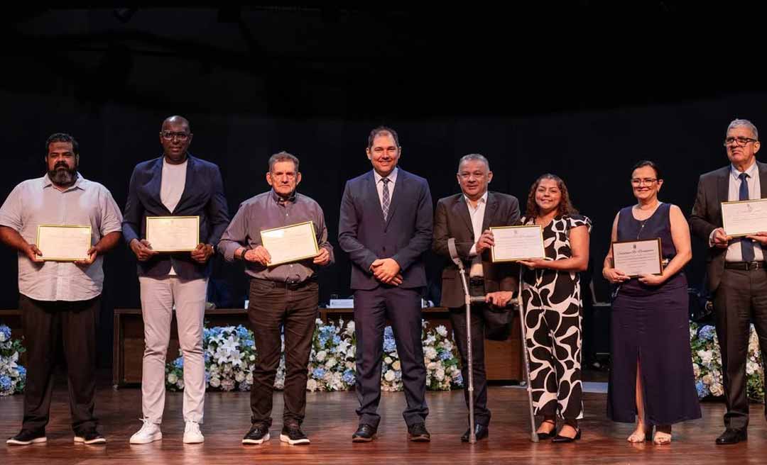 Vereador Joabe Lira presta homenagem a cidadãos que contribuem para o crescimento de Rio Branco