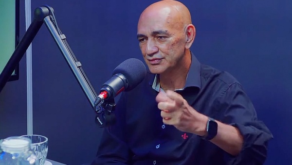 “Mago do PT” vê Alan com “pé um pouco na frente”, mas diz que Mailza não pode ser subestimada: “Com a máquina na mão muito difícil não ganhar”