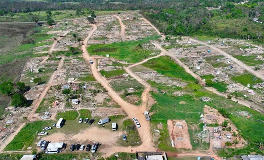 Casas populares no Irineu Serra: paralisação de obras afeta moradias voltadas a mulheres vítimas de violência, idosos e pessoas com deficiência