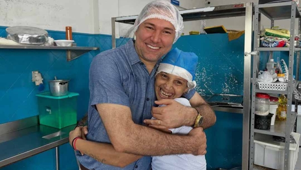 ”Segurança alimentar precisa ser prioridade”, diz Joabe Lira durante Festa Natalina do Restaurante Popular de Rio Branco