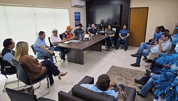 Bocalom destaca ações integradas da Prefeitura diante da elevação do Rio Acre na Capital: "Todas as decisões estão sendo tomadas de forma integrada e responsável"