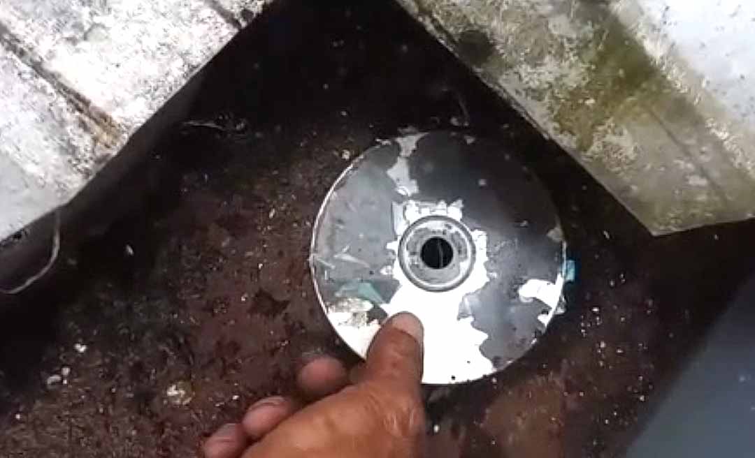 "Acredite se quiser!" : CD encontrado em tubulação pode ter provocado inundação em unidade de Saúde de Feijó