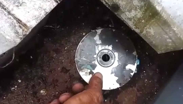 "Acredite se quiser!" : CD encontrado em tubulação pode ter provocado inundação em unidade de Saúde de Feijó