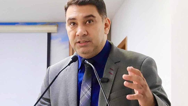 Com 687 indicações e 13 projetos de lei, Samir Bestene divulga balanço do mandato em 2025: "A luta continua"