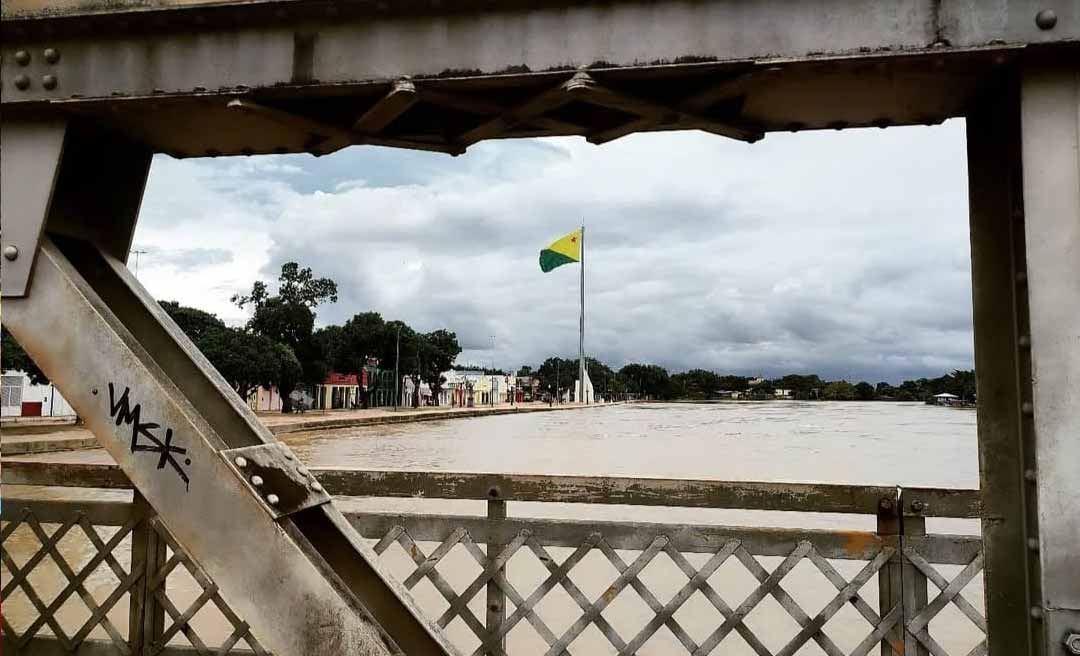 Nível do Rio Acre segue em vazante e fica abaixo da cota de alerta em Rio Branco; manancial registrou 12,91 metros na manhã desta sexta-feira