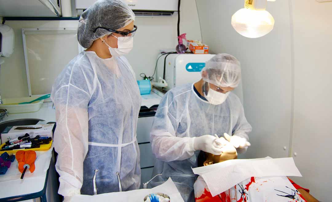 Prefeitura de Rio Branco divulga cronograma de atendimentos das vans odontológicas