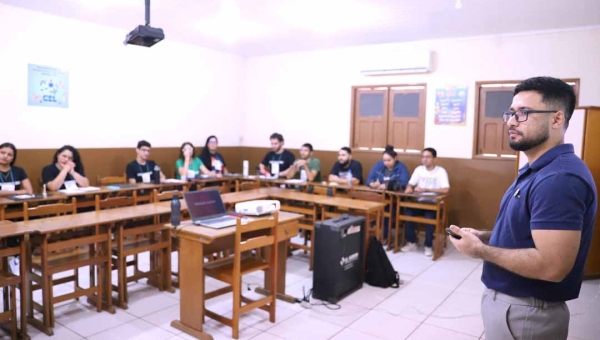 Centro de Estudos de Línguas divulga calendário de rematrículas para o 1º semestre de 2026