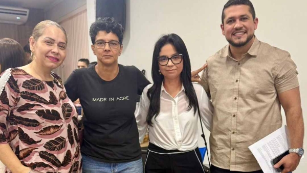 Moacir Jr defende amplo debate sobre decreto que transfere obrigações de resíduos sólidos a grandes geradores em Rio Branco