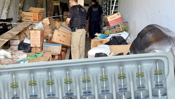 Polícia Civil encontra depósito com medicamentos desviados da Fundhacre no Centro de Rio Branco