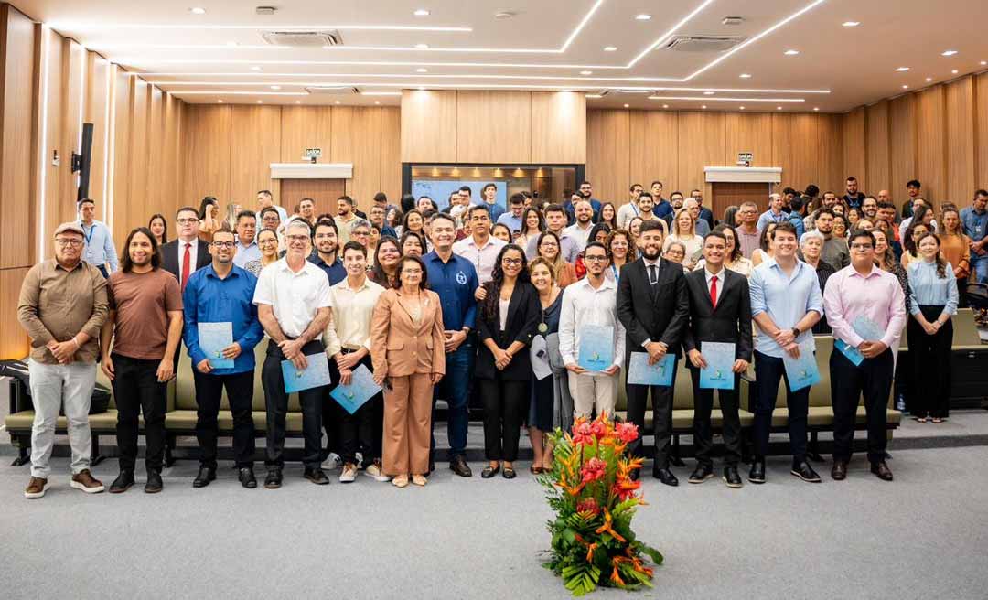 TCE-AC dá posse a novos servidores e reforça compromisso com ética, humanização e serviço público de excelência