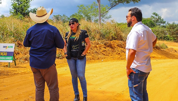 Obra do Deracre, Ramal do Jarinal supera 60% de execução e integra mais de 1.200 km de ramais atendidos na Transacreana