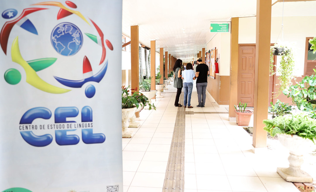 SEE abre mais de 700 vagas gratuitas em cursos de línguas para o primeiro semestre de 2026