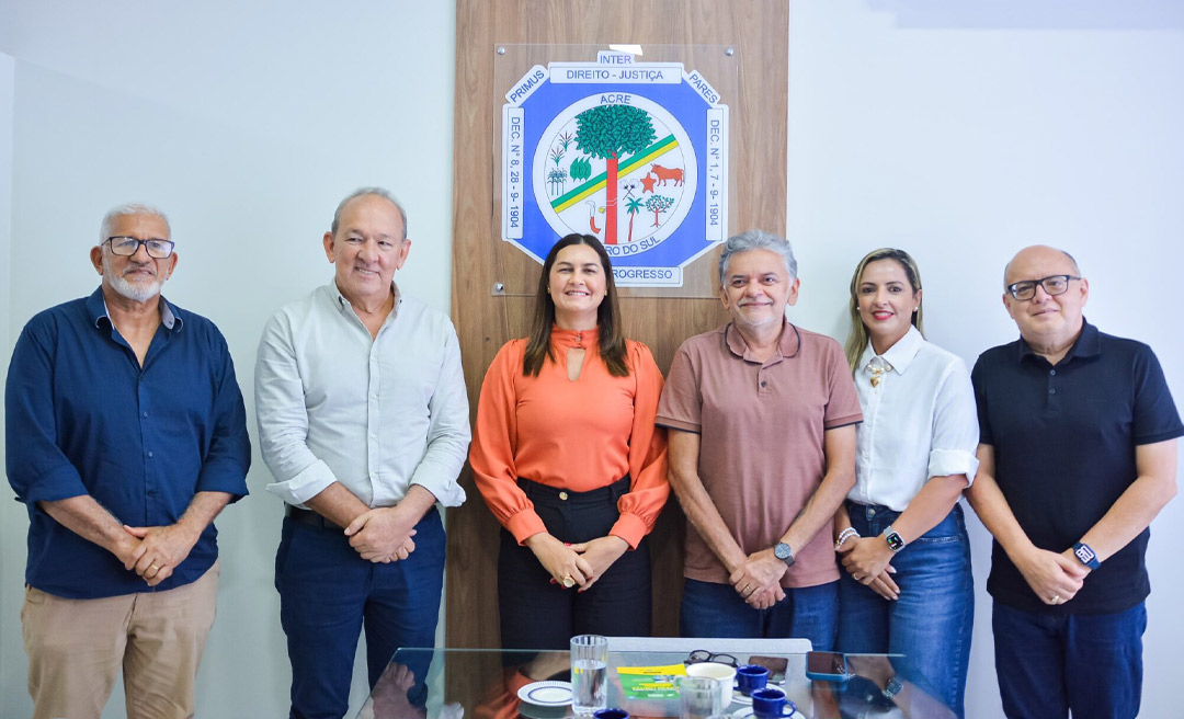 Governo contata lideranças do Juruá para articular palestra de Fernando Fernandes em Cruzeiro do Sul