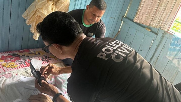 Polícia Civil realiza atendimento especial para idosa de 105 anos na zona rural de Cruzeiro do Sul