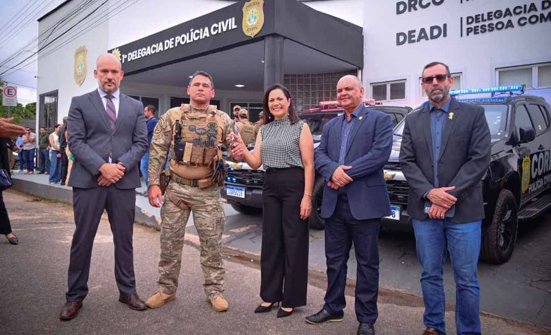 Vice-governadora Mailza entrega equipamentos e revitalização do prédio do 1º DP da Polícia Civil