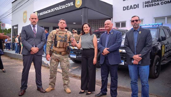 Vice-governadora Mailza entrega equipamentos e revitalização do prédio do 1º DP da Polícia Civil