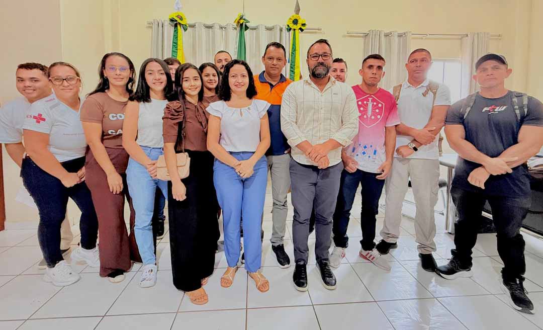 Prefeito Railson Concede Auxílio Alimentação para os servidores seletivados da saúde