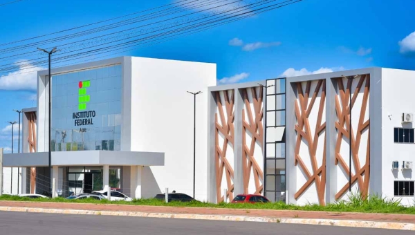 Ifac prorroga inscrições do processo seletivo de professores externos para o Programa Mulheres Mil