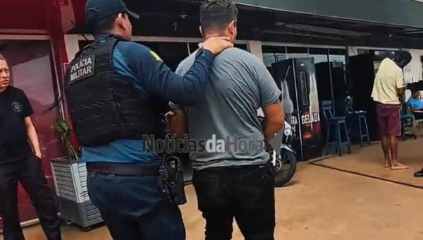 Homem é morto a facadas durante bebedeira e dois suspeitos são presos no Bujari