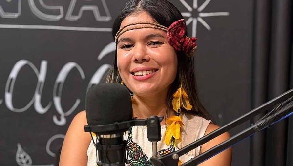 Podcast Conversa Franca recebe Liliane Puyanawa e esclarece organização social e espiritual dos povos indígenas no Acre