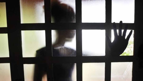 Justiça condena dois homens por estupro de vítima em estado de vulnerabilidade em Cruzeiro do Sul