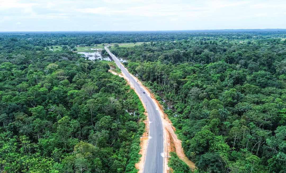 AC-405 é restaurada e fortalece mobilidade, economia e qualidade de vida no Vale do Juruá