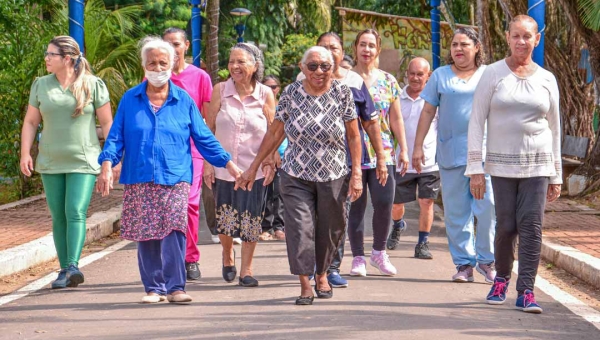 Saúde mental e convivência: grupo terapêutico fortalece qualidade de vida da terceira idade
