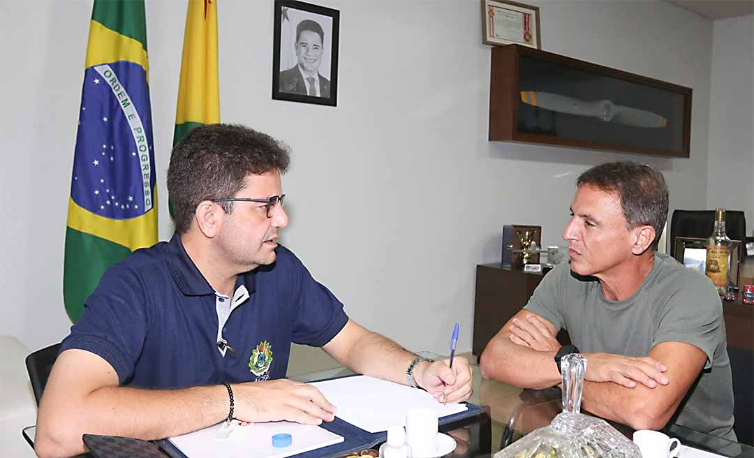 "Prego batido e ponta virada!": PP de Gladson e Mailza e PL de Márcio Bittar anunciam aliança política na próxima semana