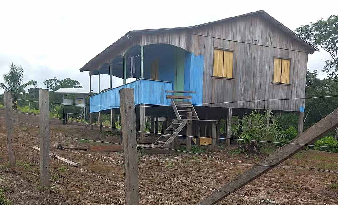 Invasão à terra indígena Huni Kuin no Jordão leva medo e terror, mostra reportagem