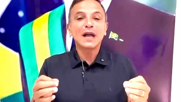 “O time do capitão Bolsonaro aqui no Acre está montado: é Mailza, Gladson e Márcio”, diz senador ao anunciar aliança entre PL e PP