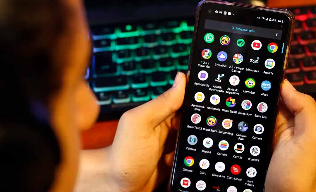 AGU pede que PF investigue usuários que publicaram vídeos misóginos