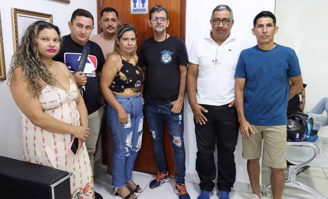Motoristas demitidos pela empresa Ricco procuram vereadores em Rio Branco e denunciam perseguição após paralisação da categoria