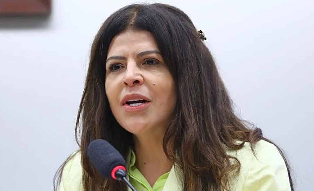 Cobiçada por partidos, Antônia Lúcia se consolida como puxadora de votos