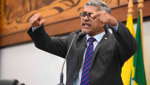 Edvaldo Magalhães diz que RGA está no Orçamento e afirma que o pagamento de auxílios aos servidores públicos é possível