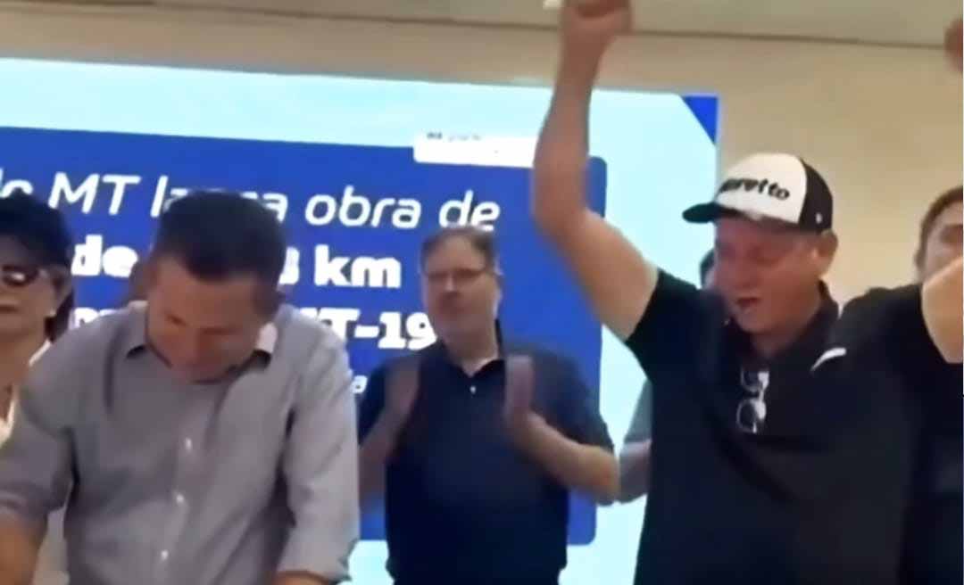 Microfone aberto expõe fala de deputado sobre empresa em licitação milionária: "Uma é minha"