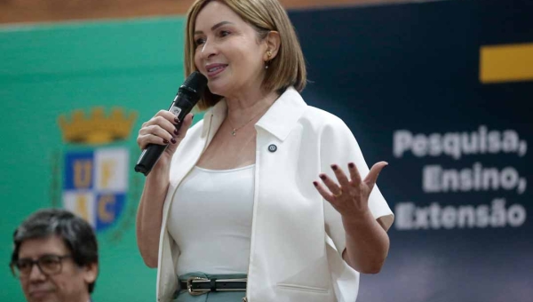 Com emenda de Socorro Neri, UFAC lança Olimpíadas de Redação sobre Justiça Climática e Democracia para alunos de EJA