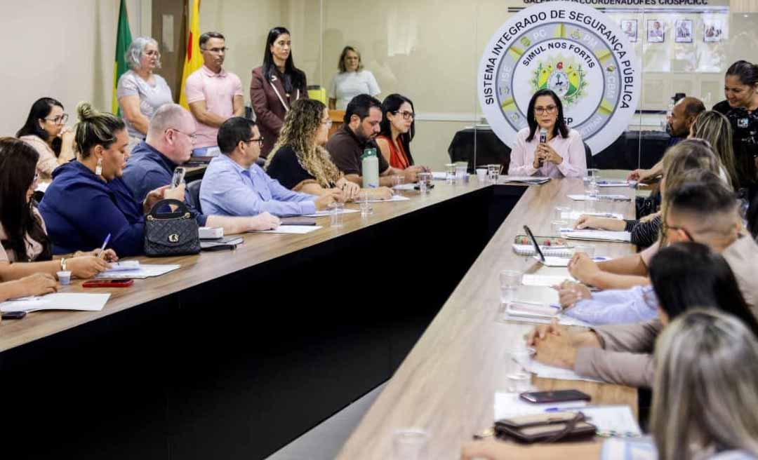 Mailza Assis participa de reunião que define prioridades da assistência social no Acre para 2026