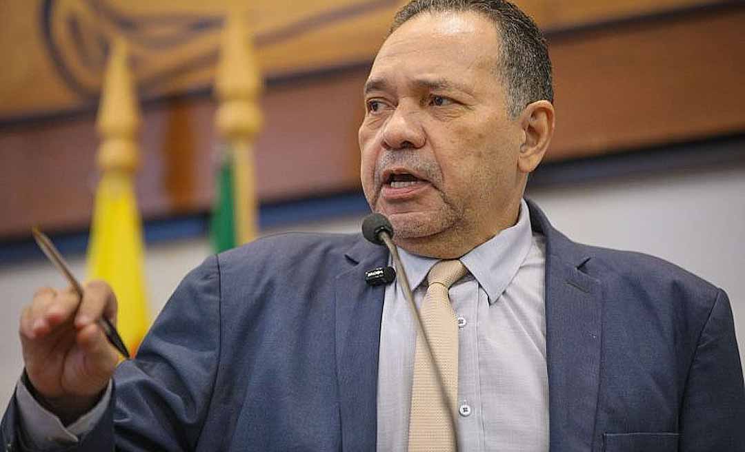 Líder do governo usa a fé e acalma deputados: “vamos ganhar essa eleição. Isso é tão certo como eu estou falando aqui com vocês. Não tenham dúvida!’