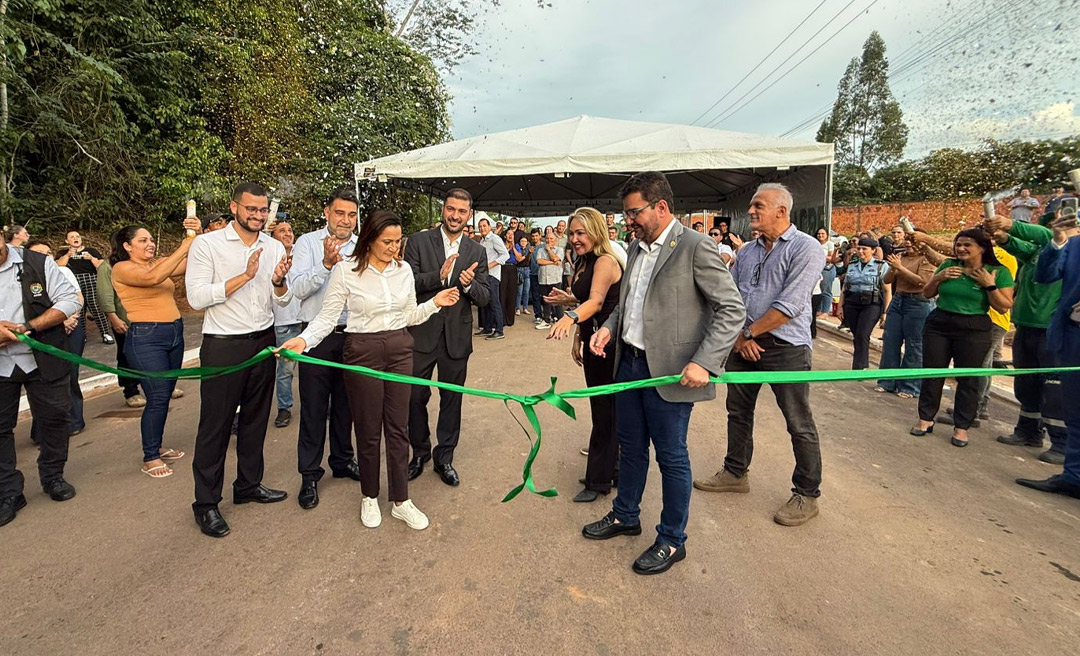 “Tenho certeza da sua eleição”, diz Gladson a Mailza durante inauguração de trecho da Dias Martins