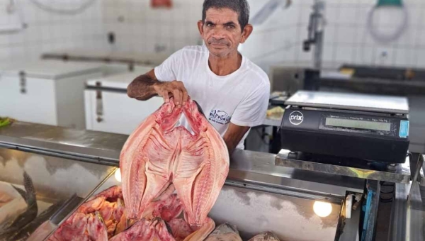 Com previsão de 146 toneladas, Feira do Peixe mobiliza força-tarefa na Capital; ação é coordenada pela Prefeitura de Rio Branco