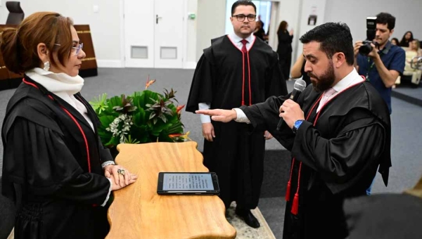 Thalles Sales toma posse como membro efetivo do TRE-AC e destaca responsabilidade na fiscalização das eleições